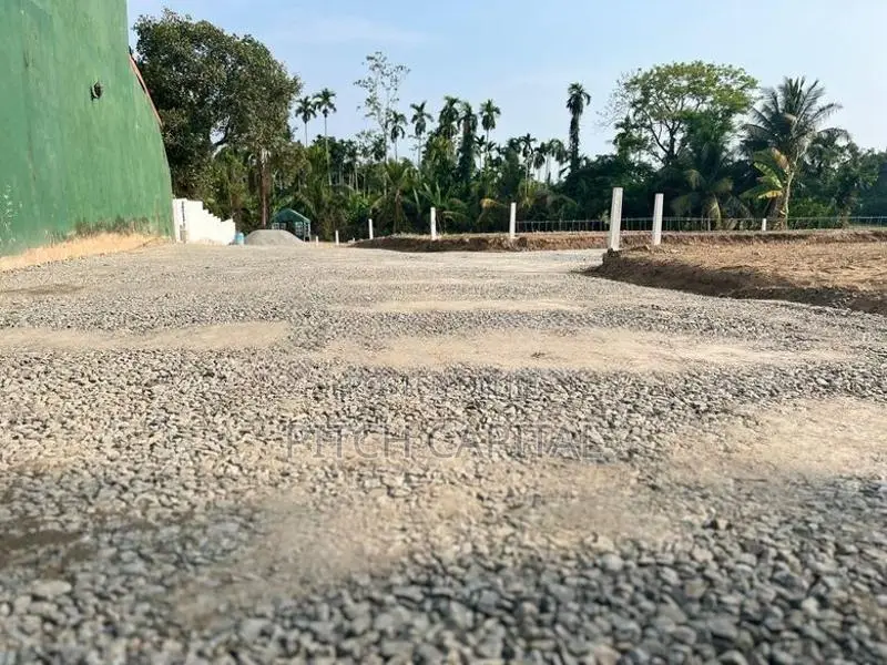 Scenic Paddy Field View Land for Sale in Kahathuduwa