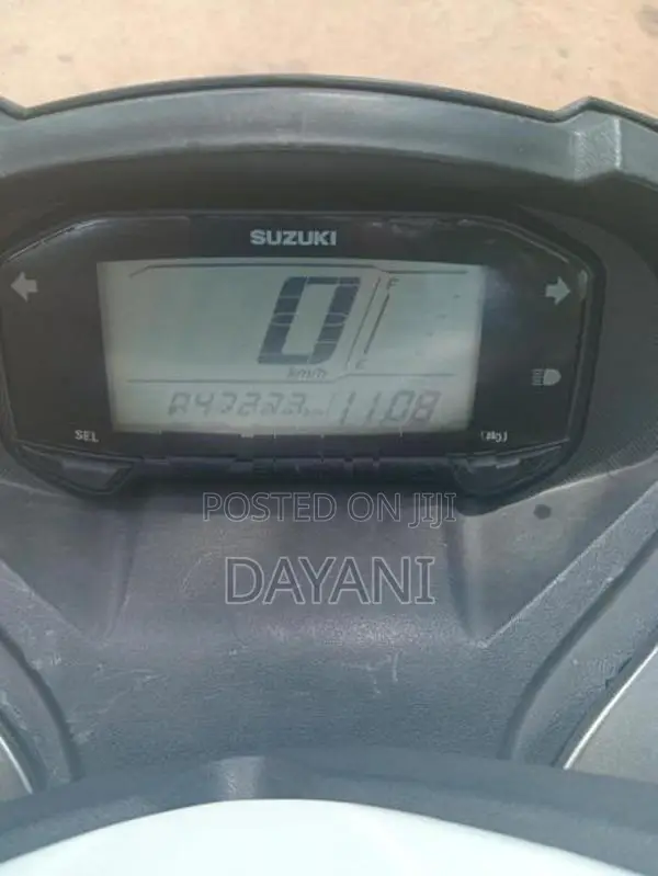 Suzuki Burgman 2020
