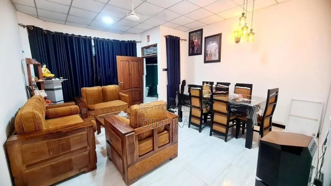 House For Sale - Makola