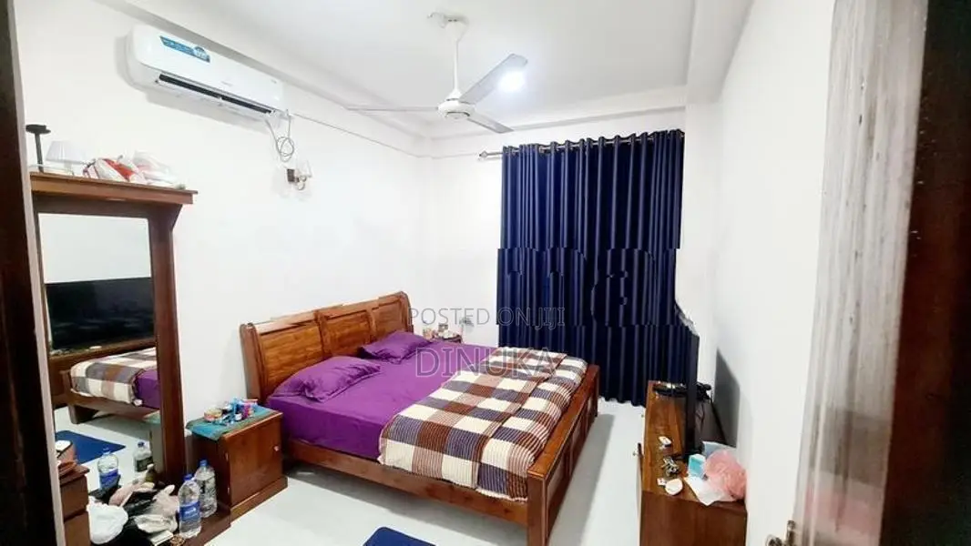 House For Sale - Makola