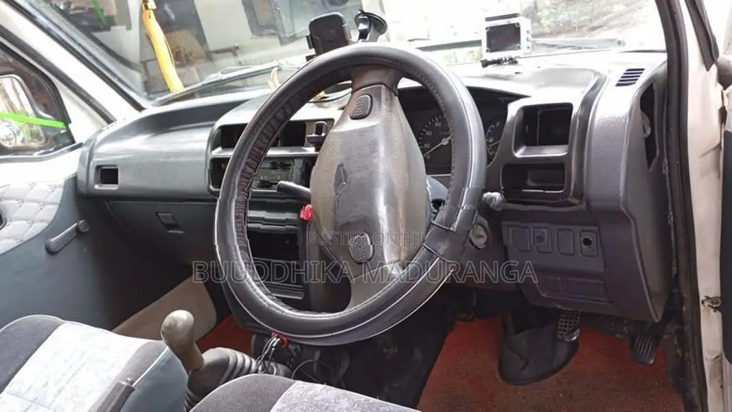 Daihatsu Hijet 2003