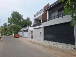 Thalawathugoda Luxury House for Sale