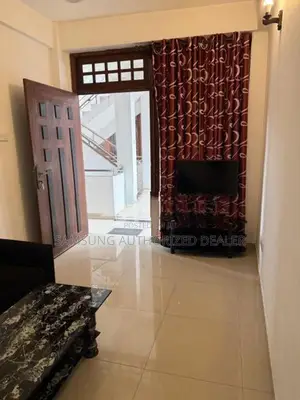 Furnished Main Road Apartment for Rent in Ratmalana