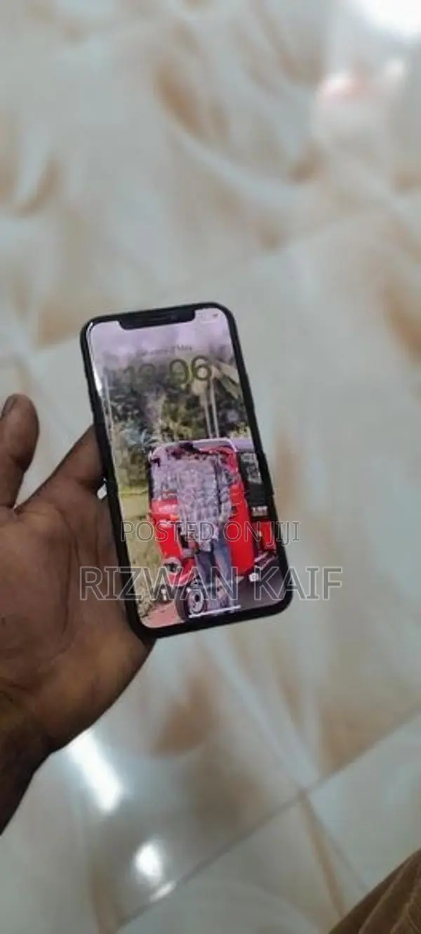 Apple iPhone 11 Pro (Used)