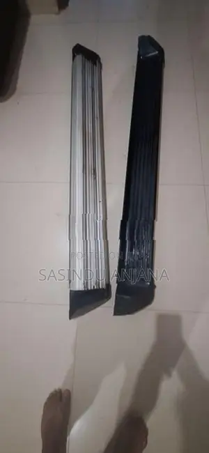 Foot step for nissan patrol