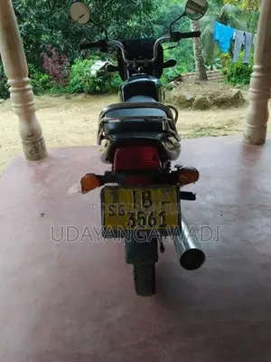 Bajaj CT100 2006