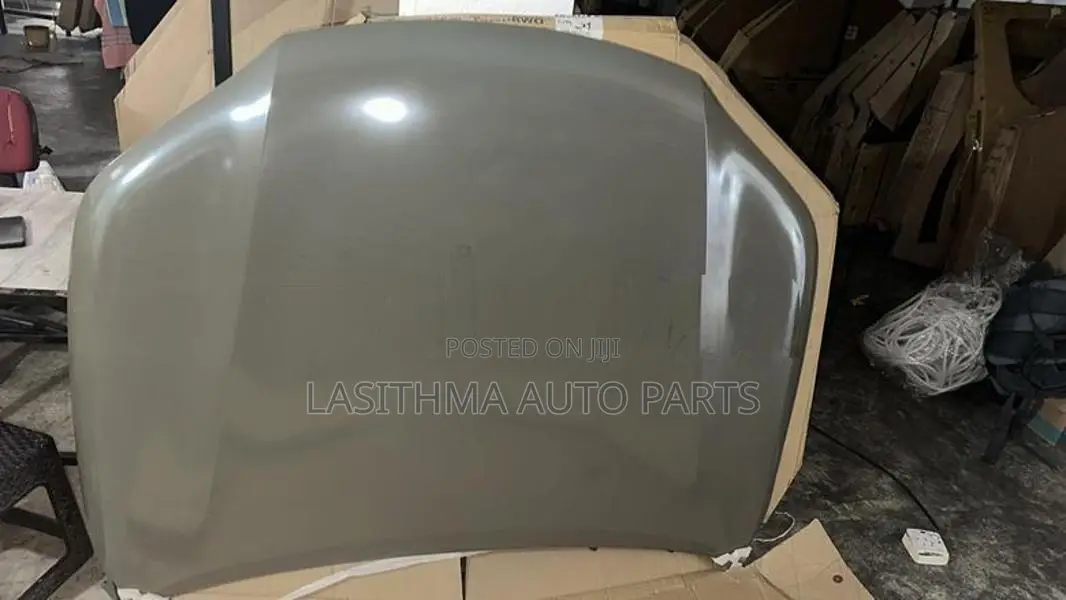 Hilux Revo Bonnet