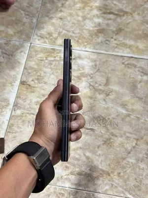 Samsung Galaxy S23 Ultra (Used)