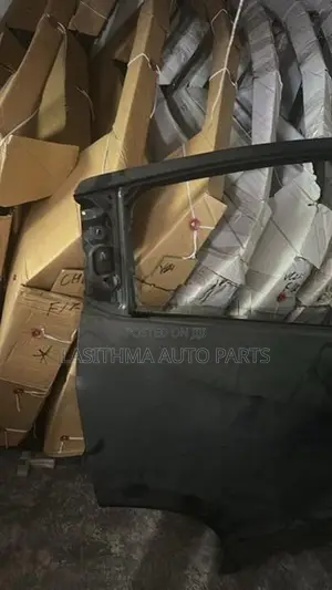Vezel Rear Doors