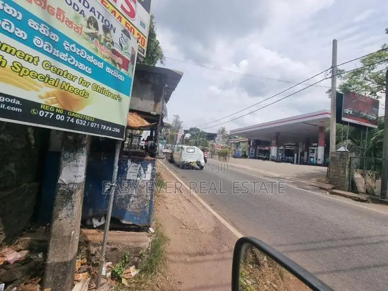 Land for Sale in Minuwangoda