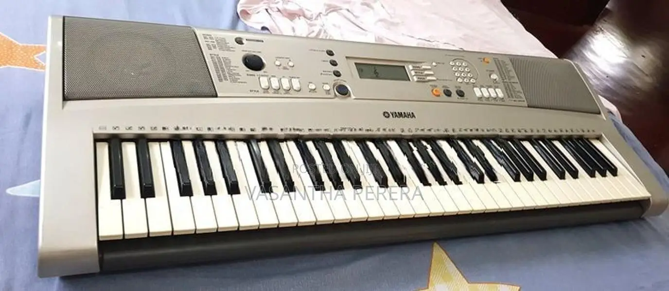 YAMAHA PSR E313 Key Board