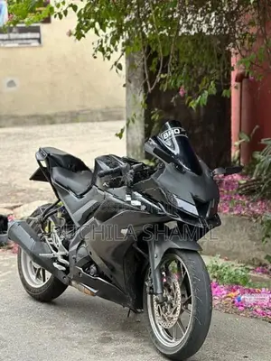 Yamaha R15 2019