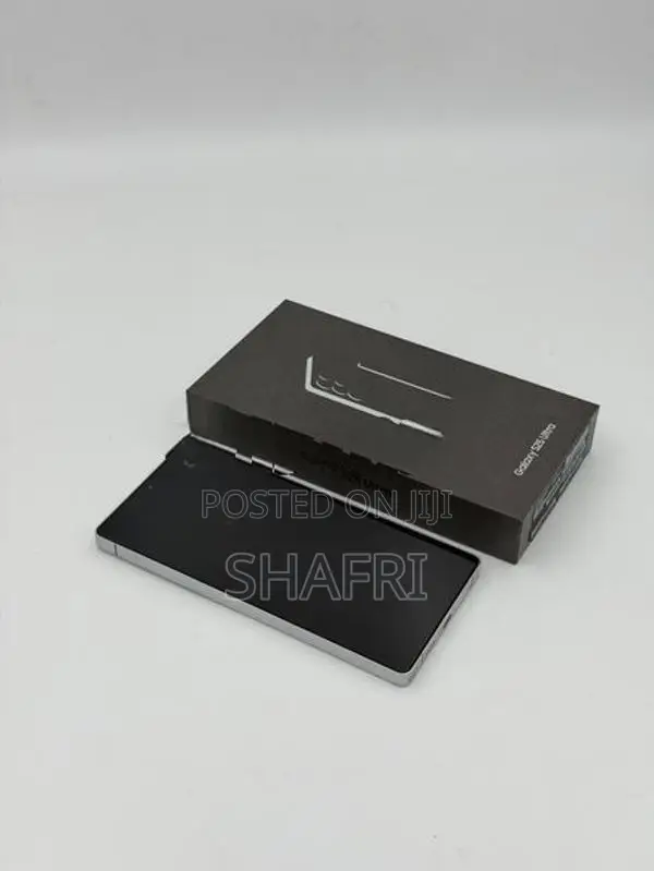 Samsung Galaxy S25 Ultra (Used)