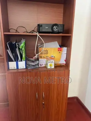 Office Table with Lecture Chairs