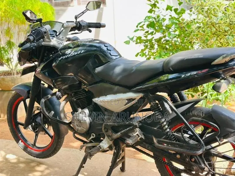 Bajaj Pulsar 135 2011
