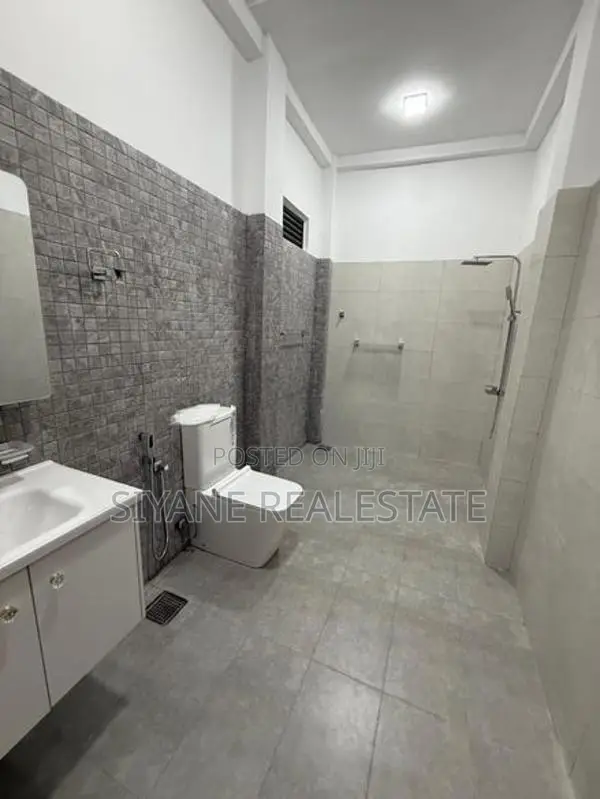 Modern Luxury House For Sale Athurugiriya