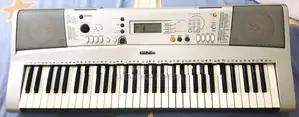 YAMAHA PSR E313 Key Board