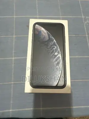 Apple iPhone XR (Used)
