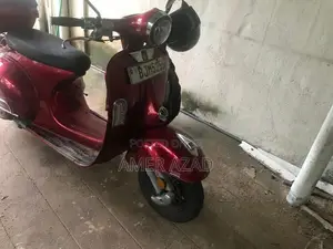 Vespa Primavera 150 Red 2021