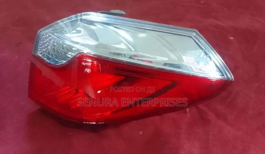 Honda Fit Shuttle Gp7 Tail Light Rh