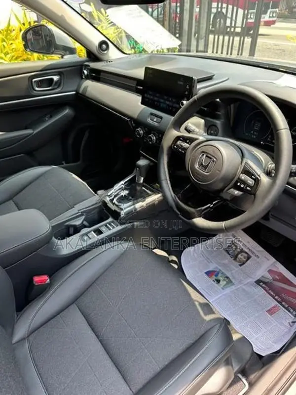 Honda Vezel Z PREMIUM 10 SPEAKER 2026