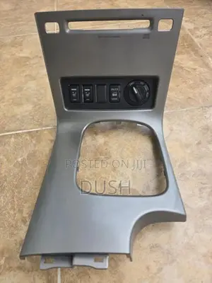Nissan Navara D40 Centre Console 2005-2015