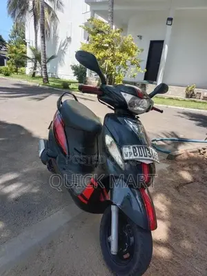 Mahindra Uzo 125 2017