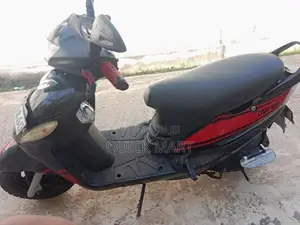 Mahindra Uzo 125 2017