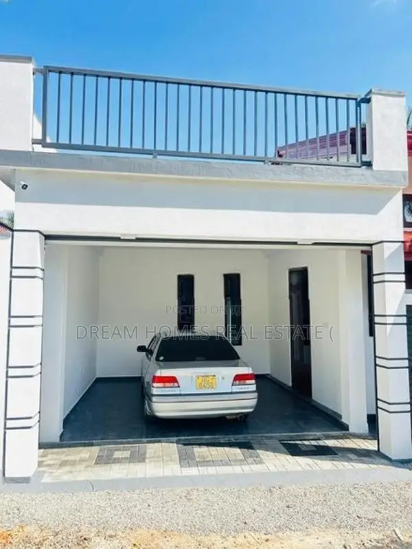 Newly Built Modern House for Sale in Kaduwela