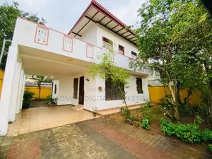 Two Story House for Rent in Waragoda Road, Kelaniya