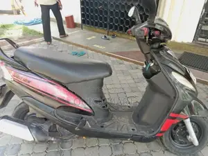 Mahindra Uzo 125 2017