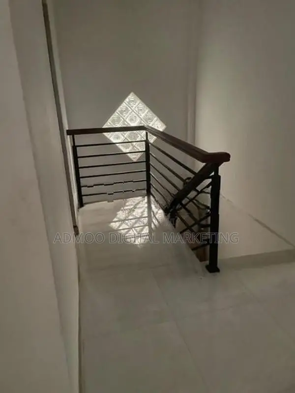 Two Story House for Rent in Waragoda Road, Kelaniya