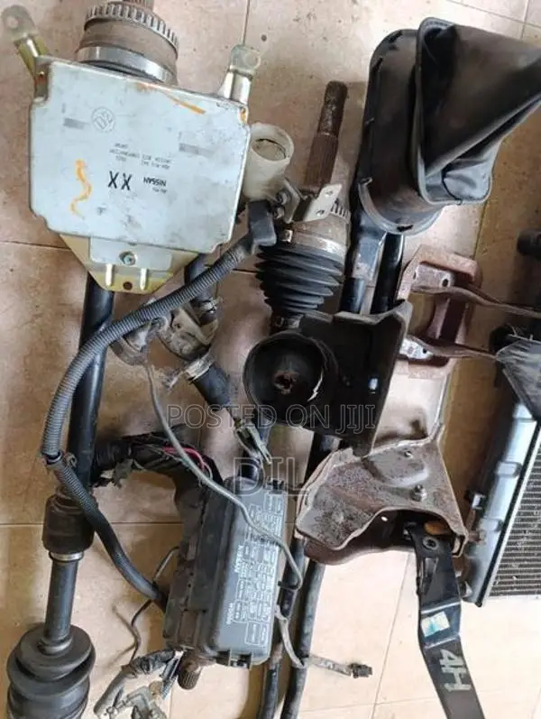 Nissan N16 Part lot