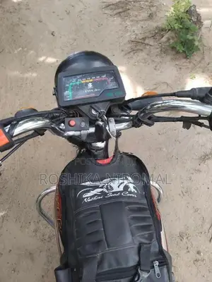 Bajaj Boxer 2012