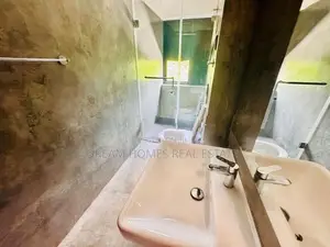 Luxury Living House for Sale near Battaramulla