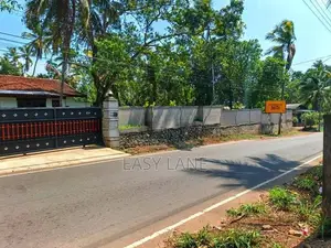 Land for Sale in Udugampola