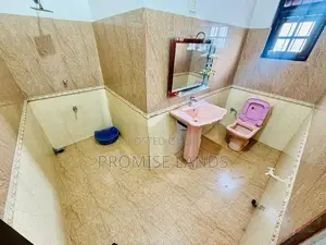 Upstairs House for Rent in Wattala