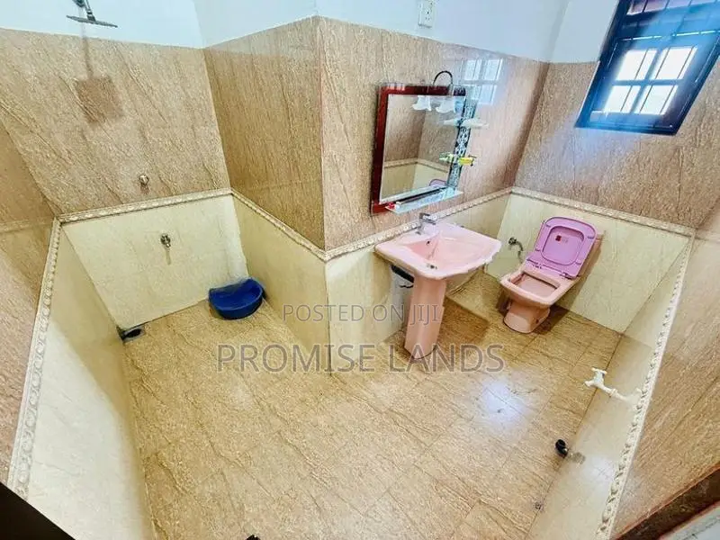 Upstairs House for Rent in Wattala