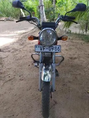 Bajaj Boxer 2012