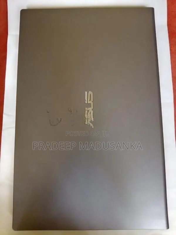 Asus Vivobook Laptop