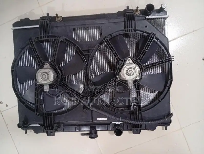 Nissan Xtrail NT30 Radiator with fan