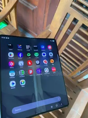 Samsung Galaxy Z Fold 2 (Used)