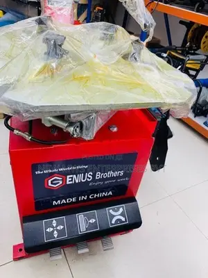 Genius Brothers 950mm Tire Changer Machine
