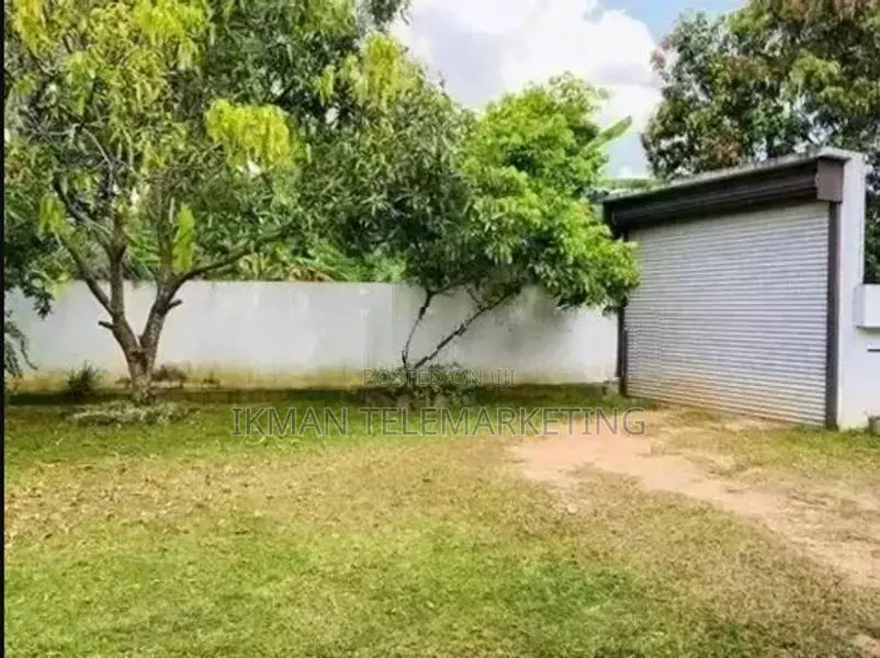 House for Sale in Meegahawatta