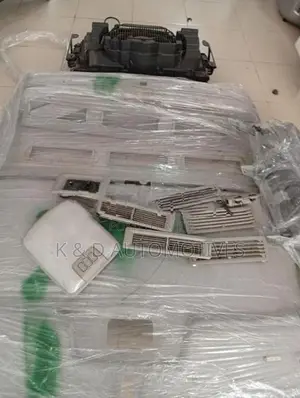 Nissan E25 Dual AC System