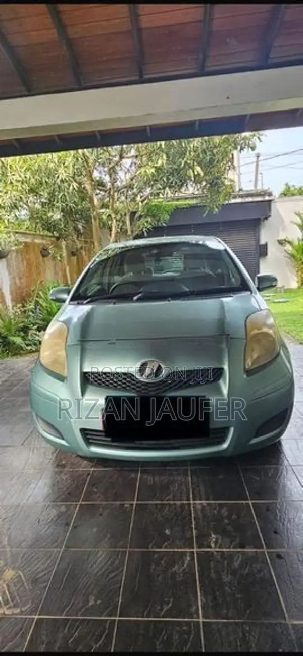 Toyota Vitz 2007