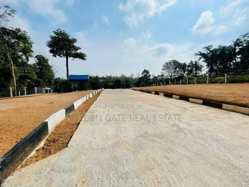 Kalagedihena Land for Sale