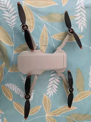 DJI Mini 2 SE Combo Pack