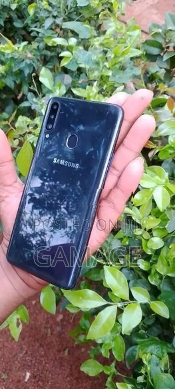 Samsung Galaxy A20e (Used)