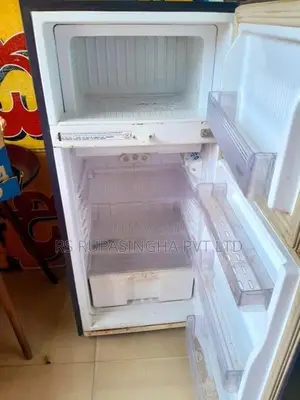 Innovex 4- 1/2 Ft Double Door Fridge